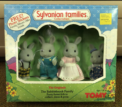 シルバニア⭐️The Babblebrooks' New Arrival⭐️ VTG TOMY Sylvanian Babblebrook Family Rabbit Family Rare Retired