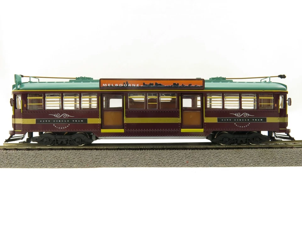 Cooee ELECTRIC POWERED W6 CLASS DIECAST MELBOURNE TRAM CITY CIRCLE NO. 888 1:76 - Image 3 of 4