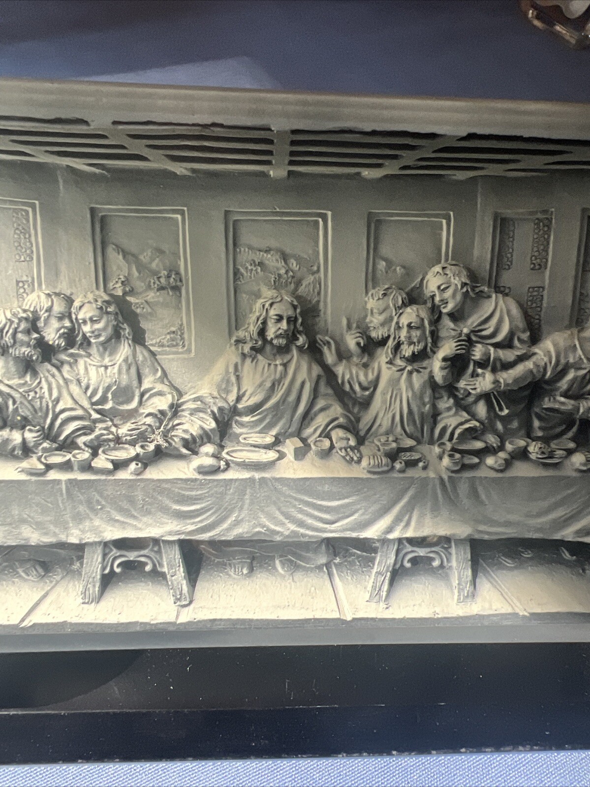 Picture 3 of 11