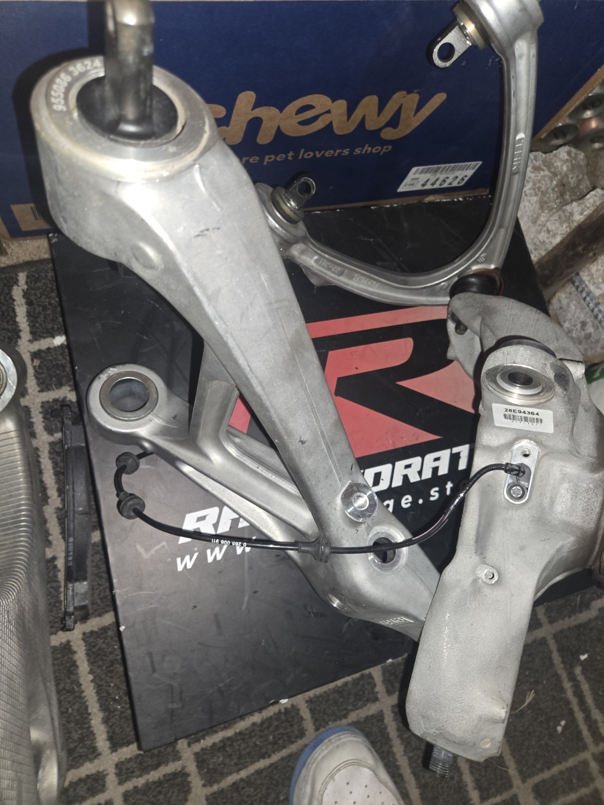 Ferrari Wheel Hub and Control Arms Set Sf90