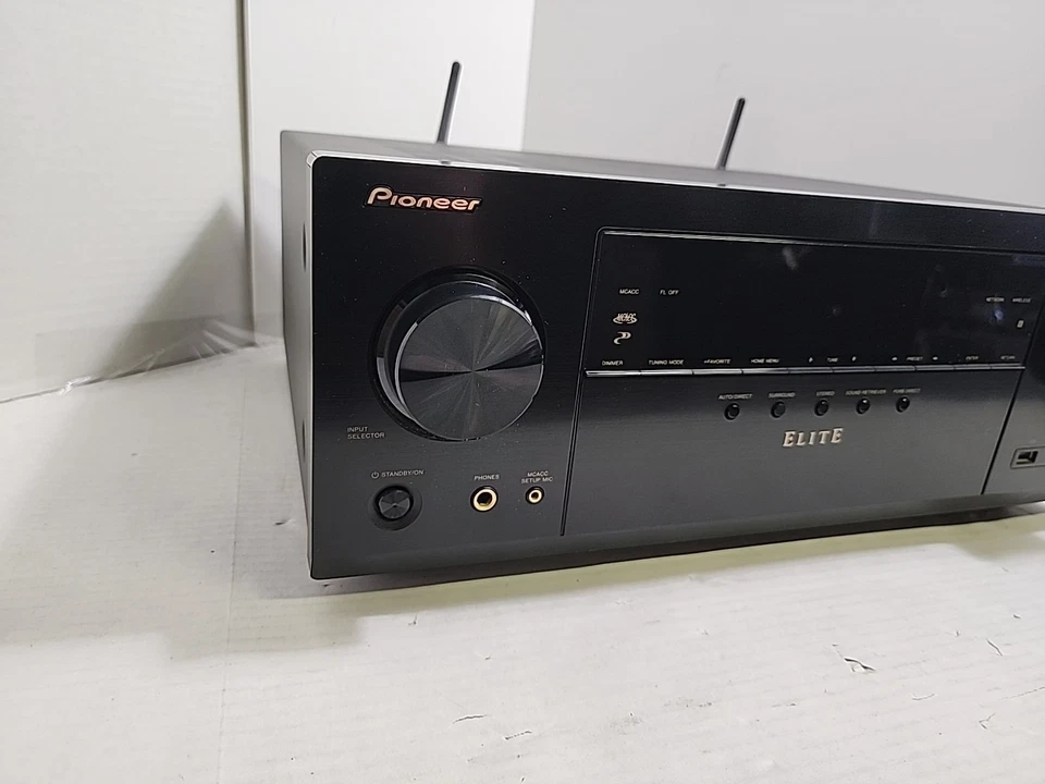 Pioneer Elite VSX-LX 101 7.1 Channel AV Receiver Bluetooth 4K  - Image 2 of 4