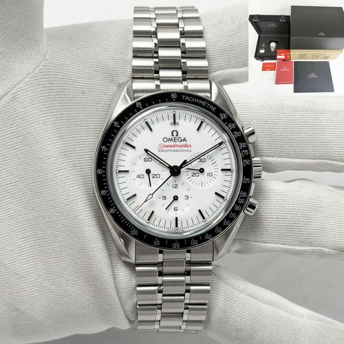 Omega Speedmaster Moonwatch 310.30.42.50.04.001 42 mm White Dial