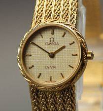 Vintage 1987 Near MINT Omega De Ville 791.0889 20mm Quartz Cal.1455 Gold Women
