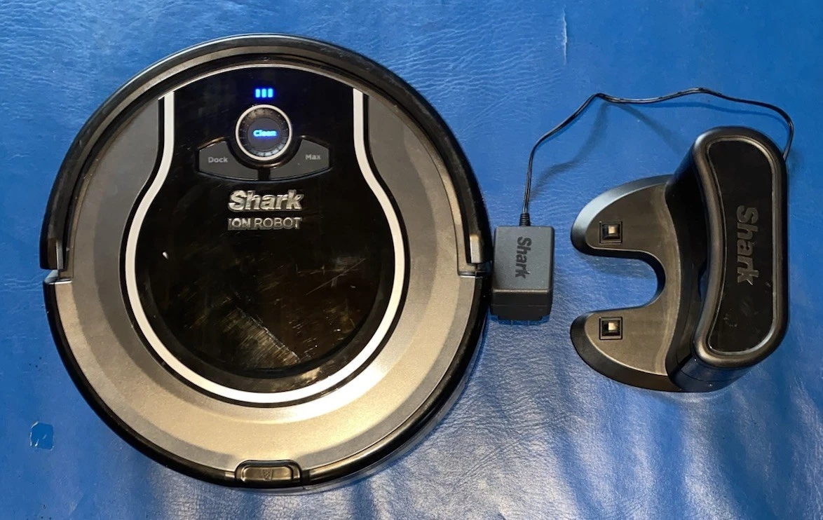 Shark ION Robot Vacuum Cleaner RV750 (AS-IS) For Parts With Charger