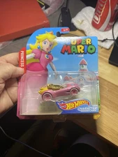 Hot Wheel Super Mario Peach 4/7