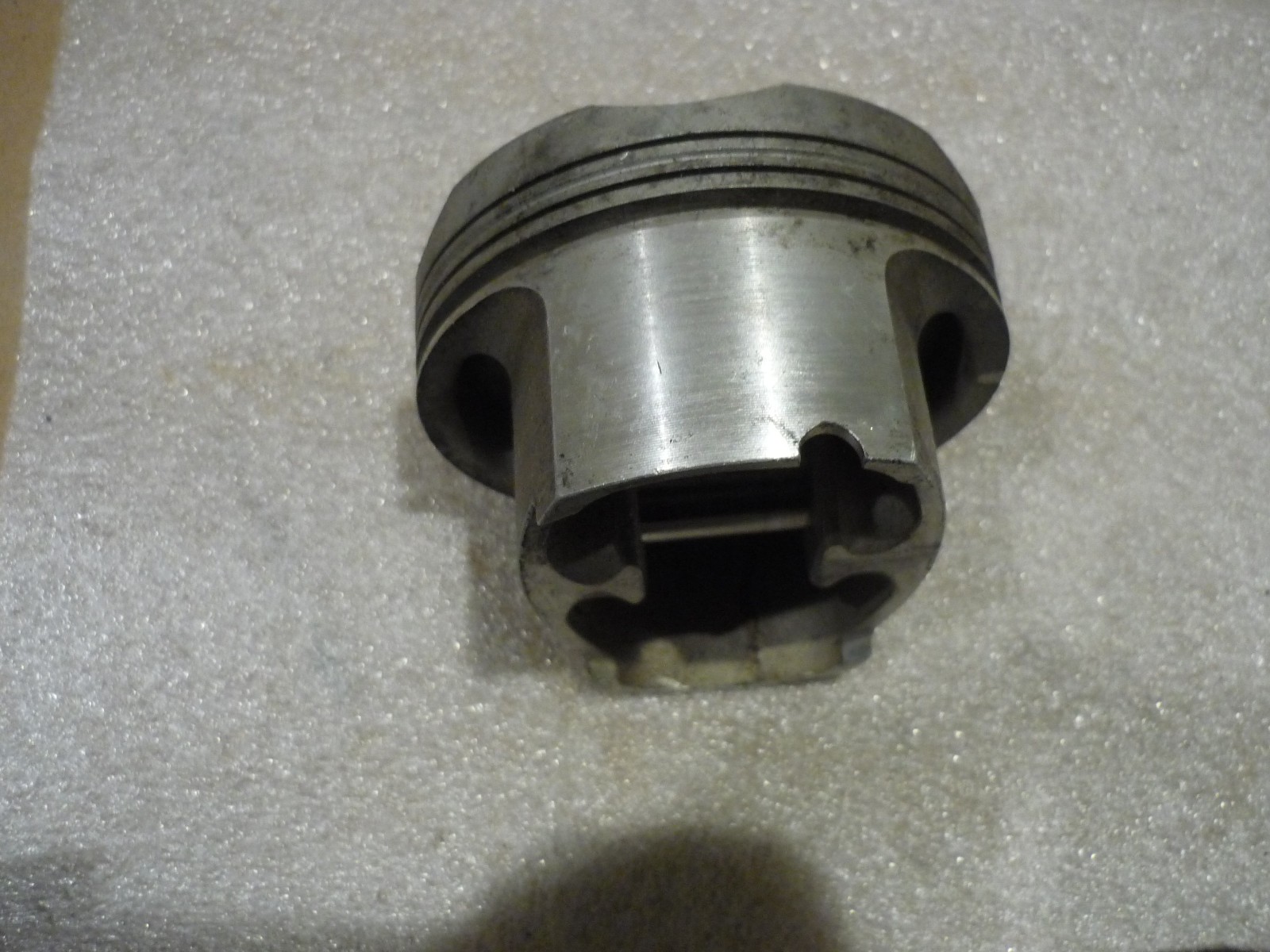 Ferrari 360 - Piston- P/N 179510