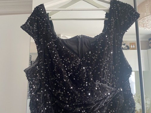 Boohoo Black Velvet + Sequin Bandeau Cocktail Dress Size 22 With Stretch Cruise - Picture 3 of 5