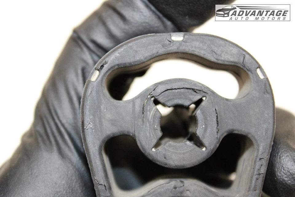 BMW X5 F15 2014-2018 3,0 L ESCAPE SILENCIADOR TUBO AISLADOR SUSPENSIÓN 18107568777 OEM Foto 3 de 4