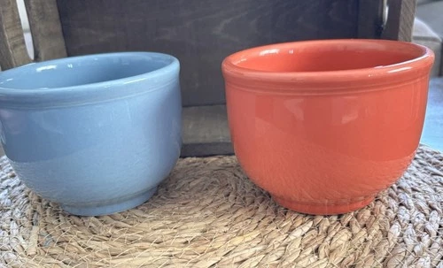 Fiestaware Chilli Bowl Retired Periwinkle & Persimmon Set Of 2 AS IS