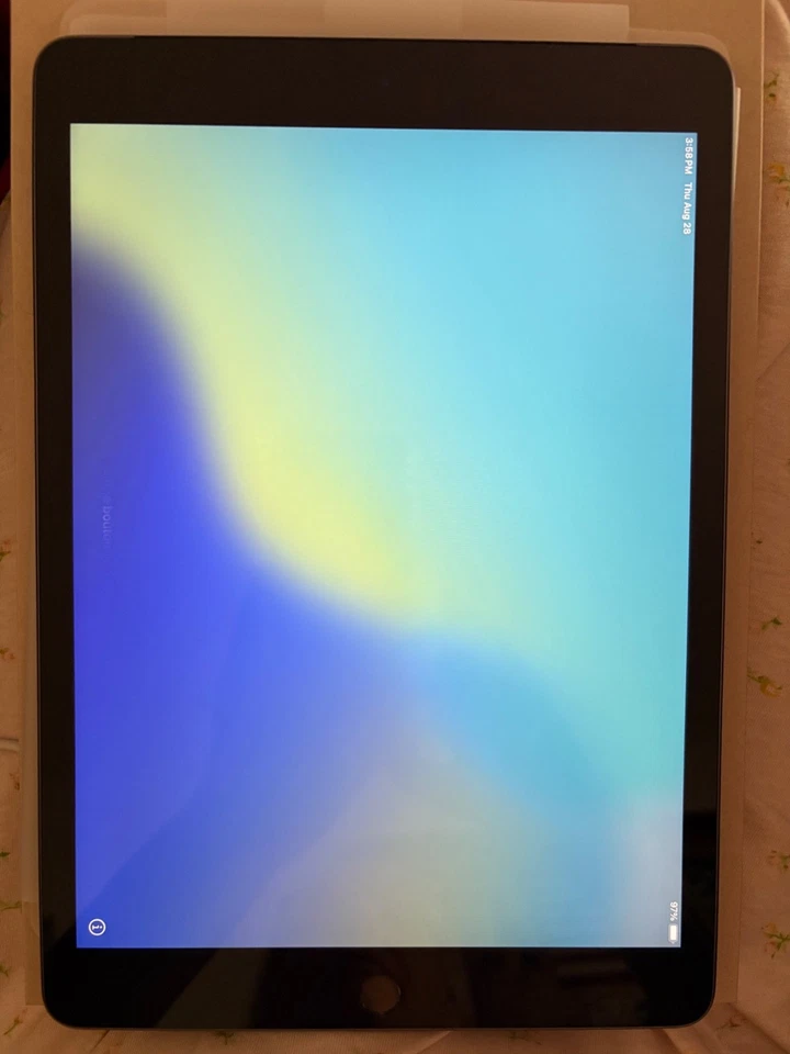 Apple iPad 9th. Generation Brand New Insurance Replacement Wi-Fi &Cellular 64GB - Image 2 of 3