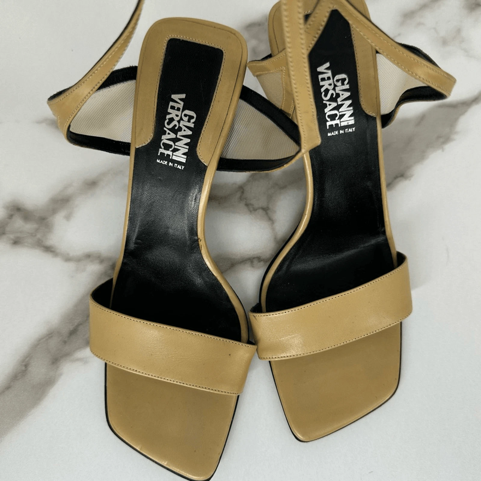 Vintage anni 90 GIANNI VERSACE medaglione tacco punta quadrata pelle marrone taglia 38 5