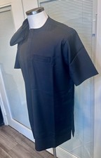 2pcs set of Well Tailored African/Nigerian inspired Kaftan. Short sleeves/size L