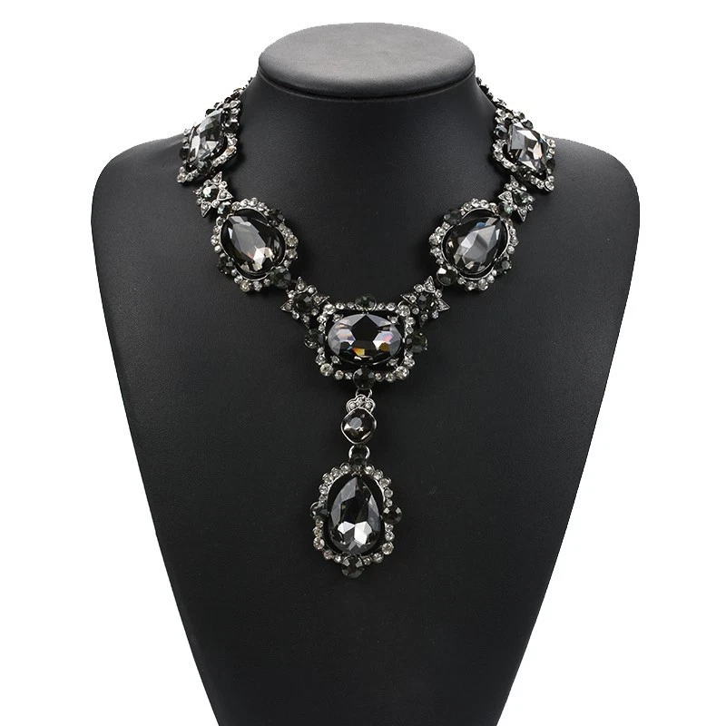 Fashion Women's Necklace Water Drops Pendant Exquisite Glass Crystal Necklace - Image 2 of 4