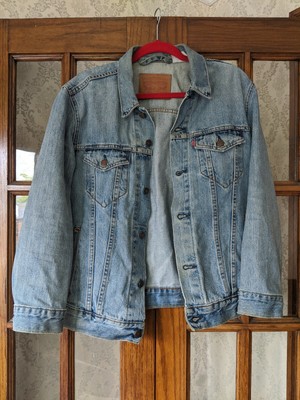 levi's trucker jacket light stonewash
