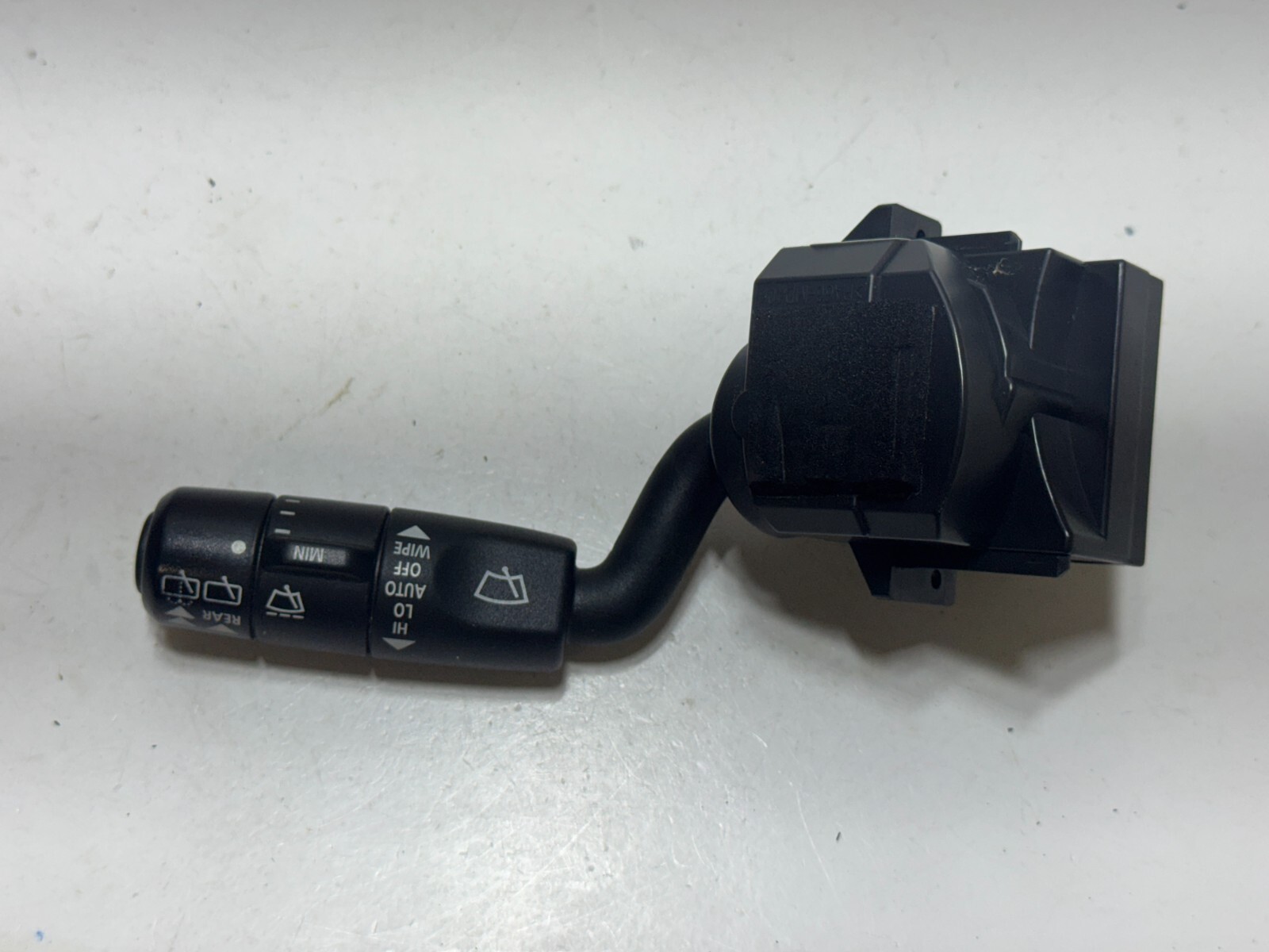 2009 Land Rover LR3 OEM Windshield Wiper Control Switch