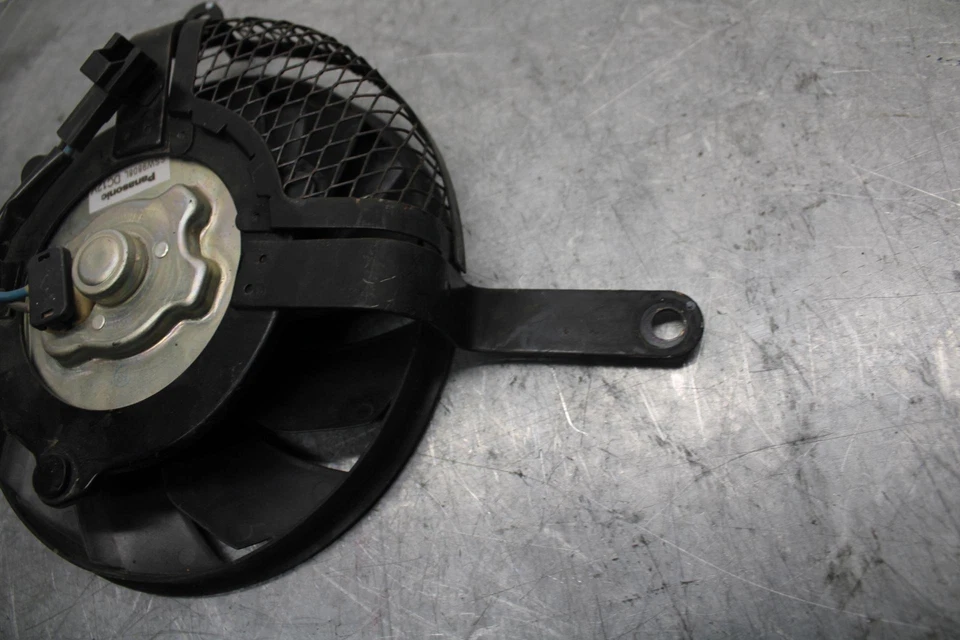 2006 Suzuki GSXR750 VENTILADOR DE REFRIGERAÇÃO DO RADIADOR DO MOTOR 17800-01H00 BB40 - Imagem 4 de 4