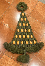MCM VINTAGE 1970S GREEN MACRAME 32" CHRISTMAS TREE WOODEN BEAD Wall Art EUC