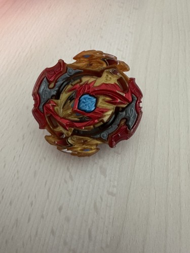 Beyblade Burst Pro Series Lord Spryzen & Command Dragon ( L & R Launcher). - Picture 3 of 4