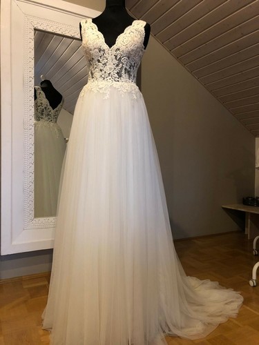 Brautkleid Pronovias Dalgo Gr. 36 Tüll 