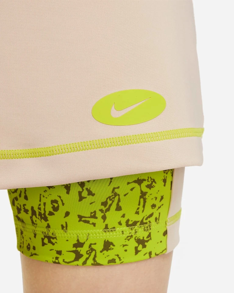 Nike Niñas Dri-FIT Icon Clash 2 en 1 Falda de Entrenamiento Gimnasio Tenis Correr Precio de venta sugerido por el fabricante $45 Foto 4 de 4