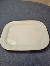 Corning Ware VINEYARD White Embossed Grape Leaves Rectangular Platter  15" 
