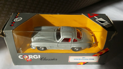 Modell Auto 811  Mercedes 300 SL 1954 Corgi Classics Flügeltürer