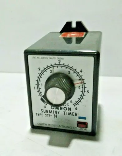 OMRON STP-N SUBMINY TIMER MOTOR DRIVEN TIMER PAT NO. 404810 226731 3PEND.