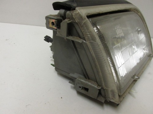 1993 MERCEDES-BENZ R129 SL500 , RIGHT SIDE HEADLIGHT , OEM - Picture 4 of 9