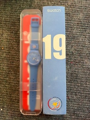 NEW! 2006 Swatch watch SUJZ102 MAKE THE WORLD UNITED NATIONS HUMAN RIGHTS GENEVA