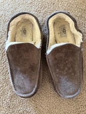 Ugg Mens ASCOT Brown Suede Shearling Lined Slipper - 11
