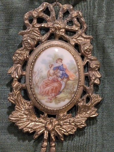 3 Vtg Fragonard Porcelain Cameo Gold Tone Frame Courting Couples Bow signed - Picture 11 of 15