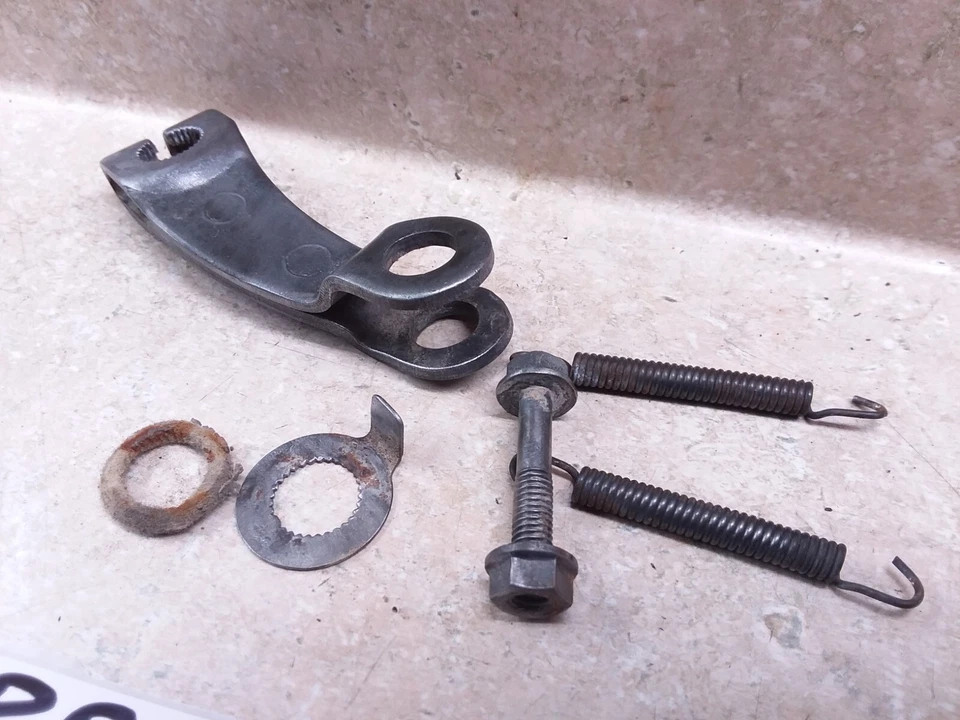 Lote de herrajes de brazo de placa de freno trasero Honda 250 XL XL250 XL250S 1980 ANX-C44 Foto 3 de 4