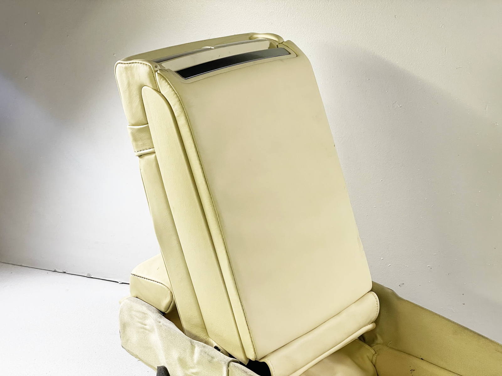 09-13 Bentley Continental Flying Spur Rear Center Armrest Console Phone Option 