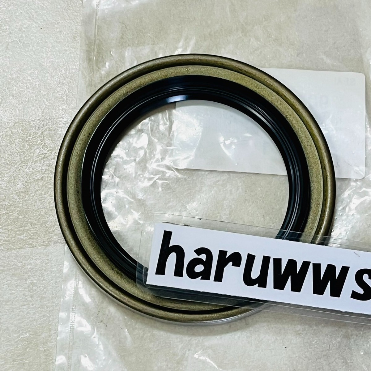 Genuine Toyota 96-01 Chaser JZX100 Rear Axle Shaft Bearing Seal RH