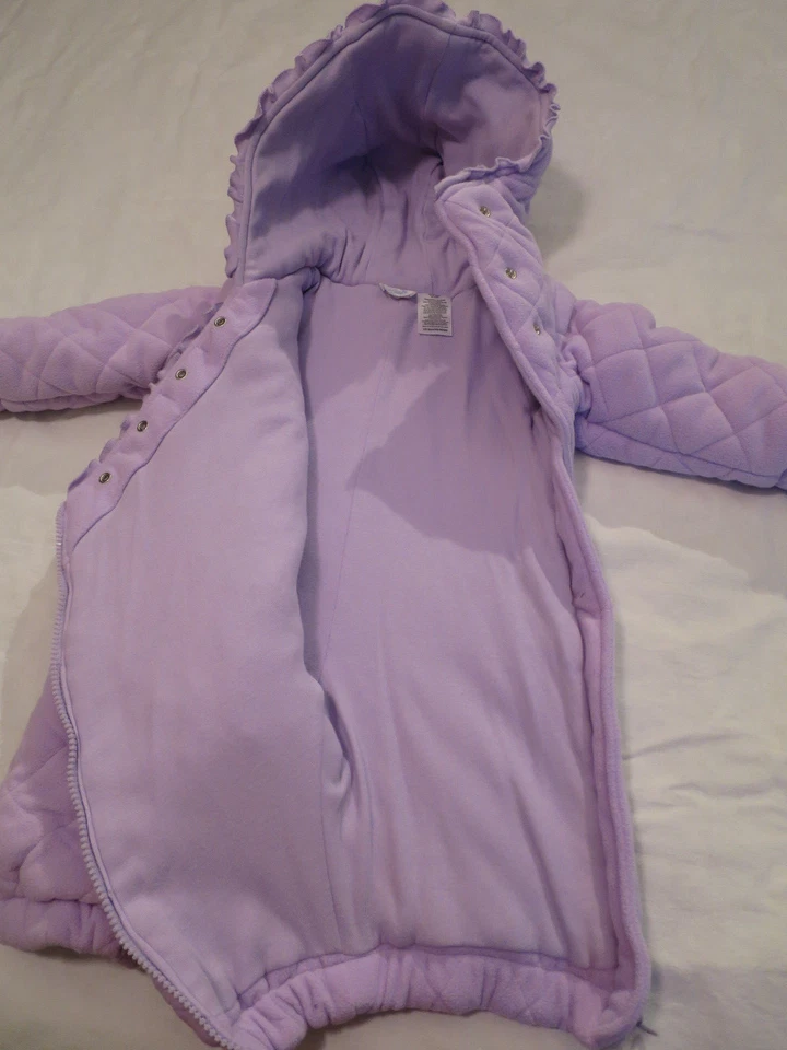 Маленькие чудеса младенца лаванды Snowsuit с капюшоном маленьких девочек 3/6 месяцев - Изображение 2 из 4