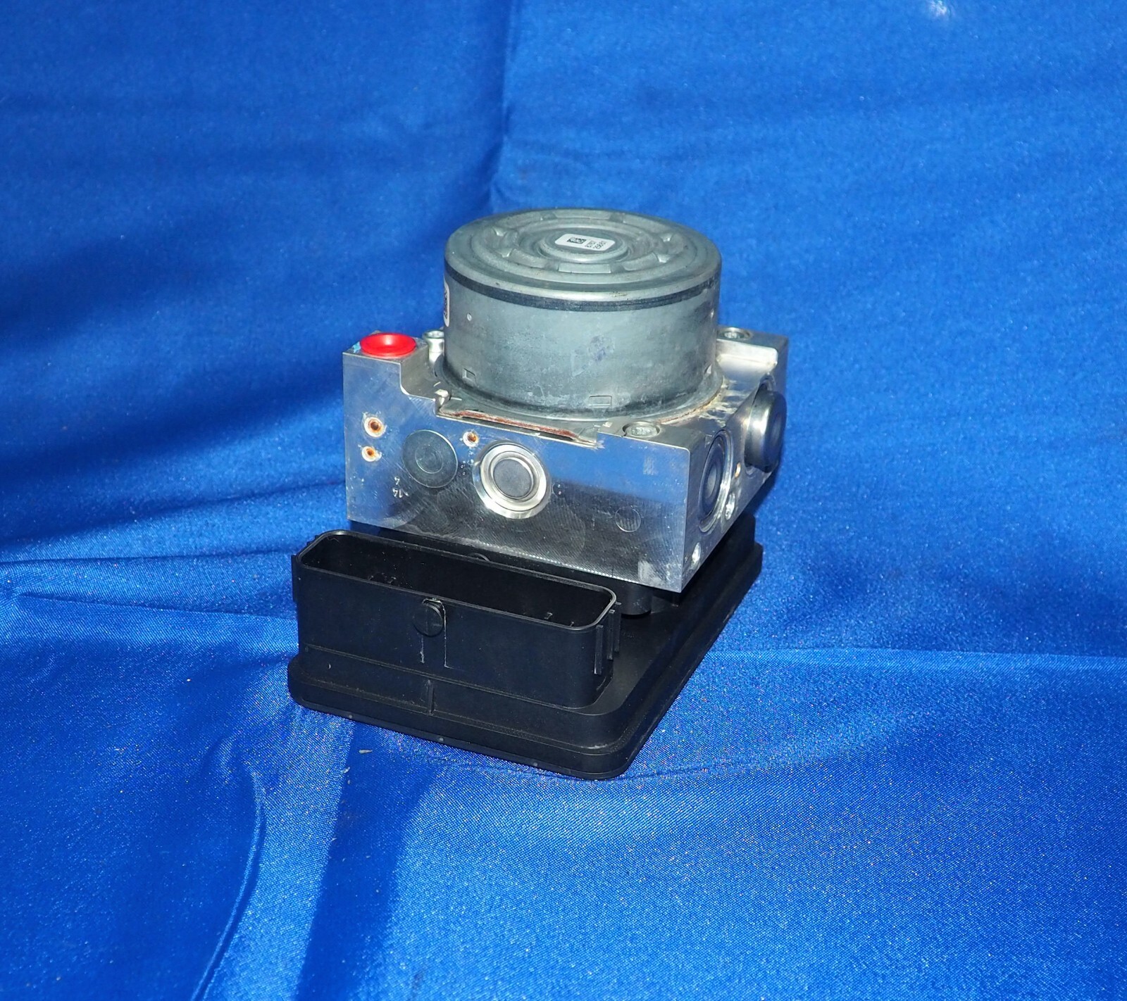 Picture 1 of 9