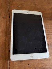 Apple iPad mini 2 A1489 32 GB, Wi-Fi, 7.9 in - Silver/White for
