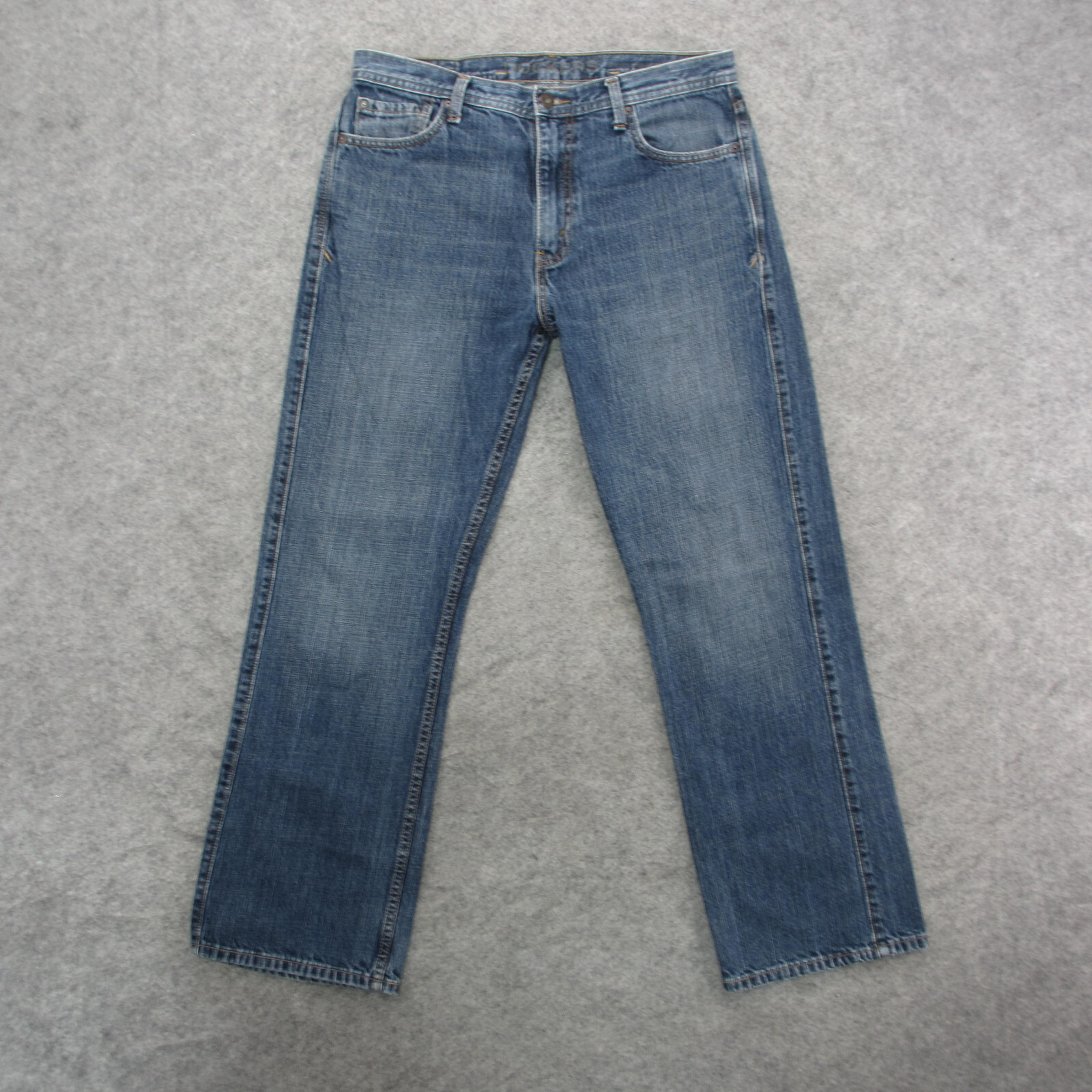's 33x32 Blue Medium Wash Straight Leg Jeans