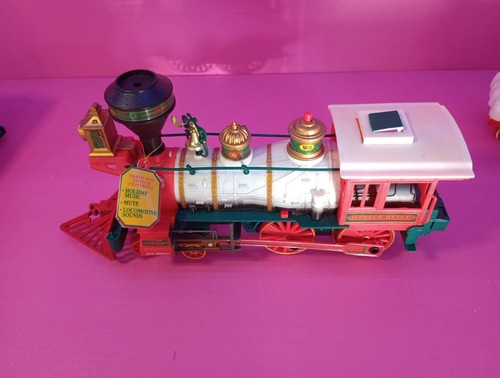 Vintage 1990s New Bright Santa and Musical Holiday Train Set "Winter Belle" #181 - Picture 11 of 21