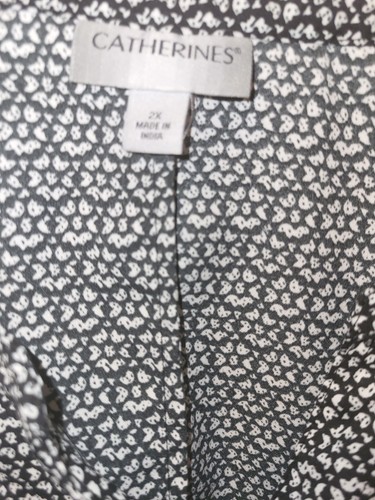 Women's Shirt, Top,  Size 2X- 3X ,  Catherine, 100% Polyester, Soft, Nice! - Picture 4 of 16