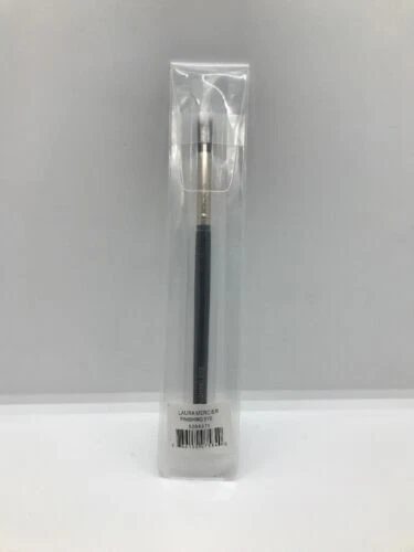 Cepillos de sombra de ojos Laura Mercier brochas de maquillaje en ángulo