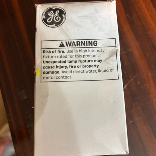 GE S11 Replacement 40W Appliance Bulb E17 Base, High Intensity Light, 440 Lumens - Picture 2 of 5