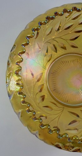 Fenton Large Gold Iridescent Scalloped Rose Bowl Vase Daisy & Leaves - Picture 5 of 12
