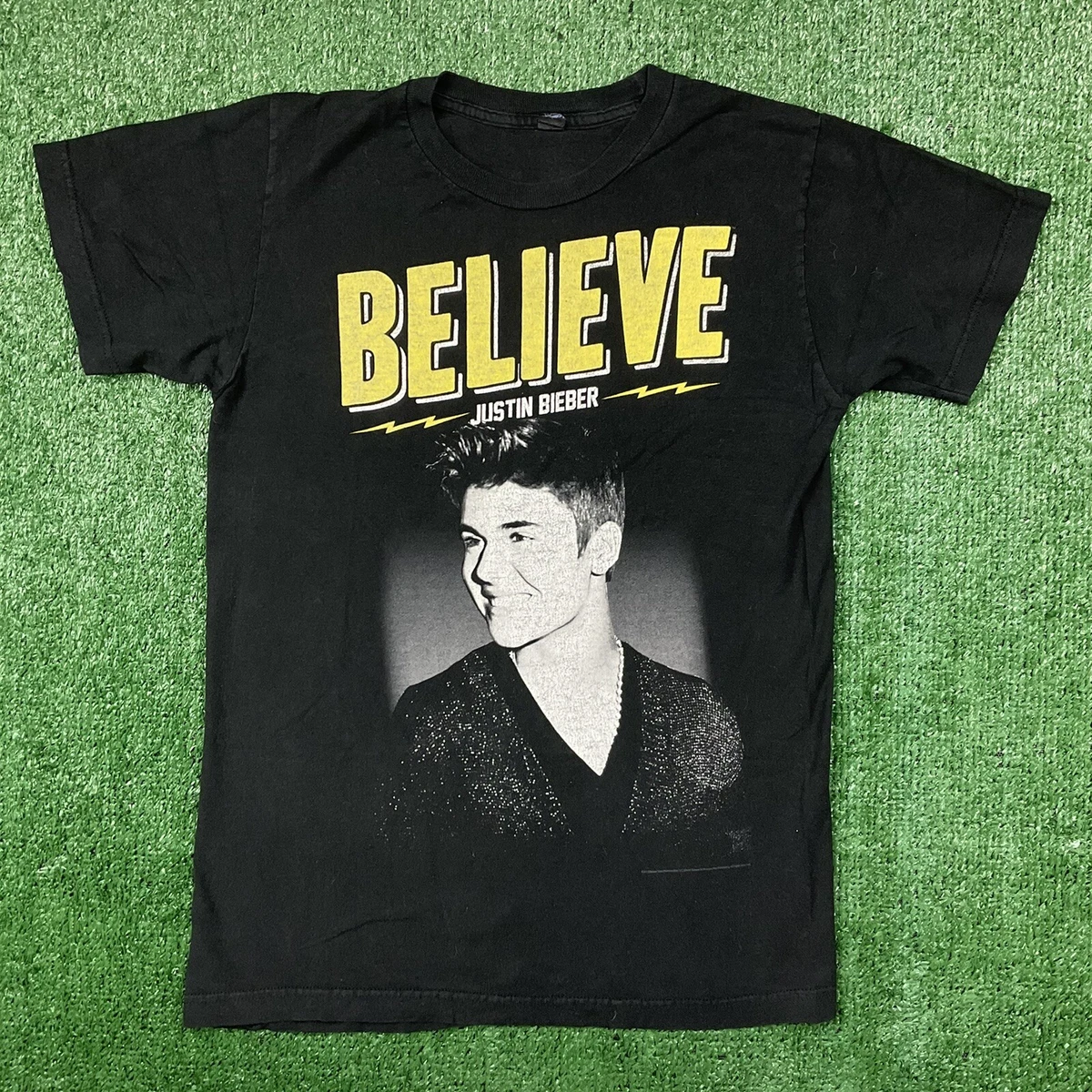 Preços baixos em Camisas de Justin Bieber | eBay