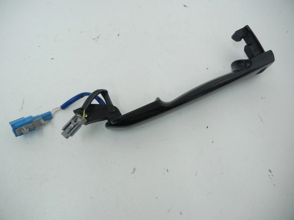 Maçaneta da porta do motorista Infiniti G25 G37x 2010 preta frontal esquerda com interruptor de acesso - Imagem 2 de 3