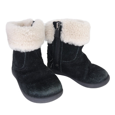 UGG Boots Baby Mädchen Kleinkind Jorie Lammfell schwarz warm Winter Größe EU 23,5 UK 6
