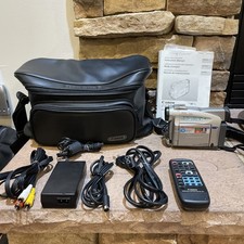 Canon ZR20 NTSC Digital Camcorder -Accessories And Bag Tested Working