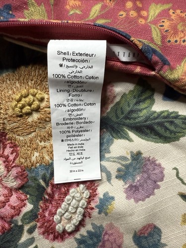 Pottery Barn Lyla Floral Reversible Embroidered Pillow Cover New Read - Picture 4 of 5