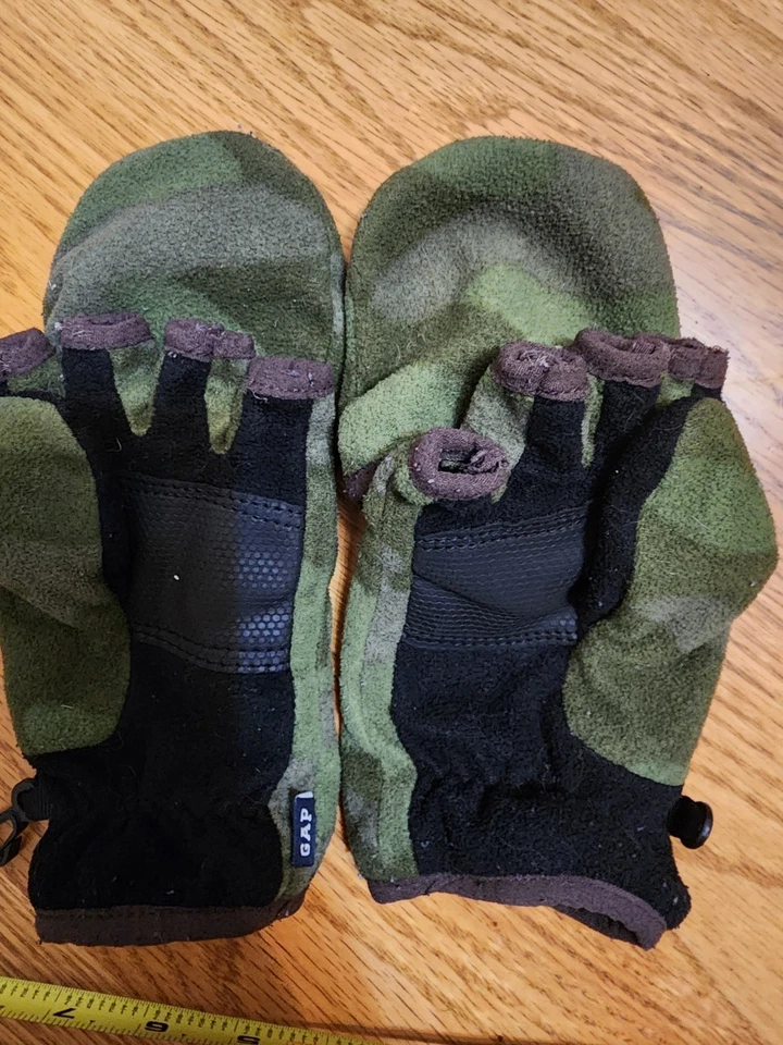Guantes convertibles Gap Kids manopla mediana camuflaje guante sin dedos Foto 3 de 4