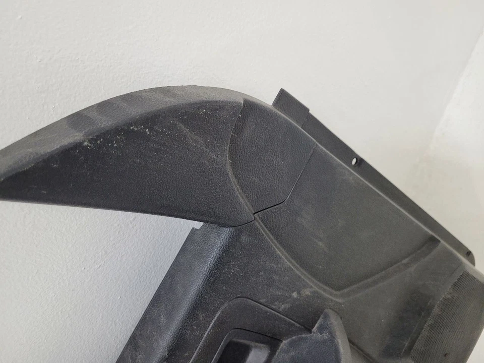 2013 RAM 1500  Front Door Trim Panel  Foto 4 de 4